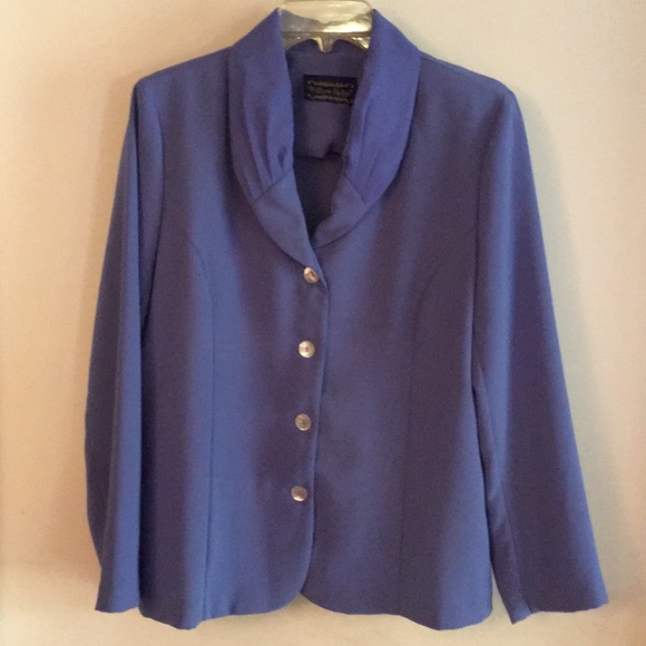 Willow Ridge suit - Picture 2 of 6